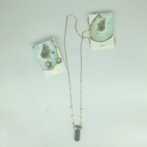 Jade Well Wishing Pendant Necklace & Earring set